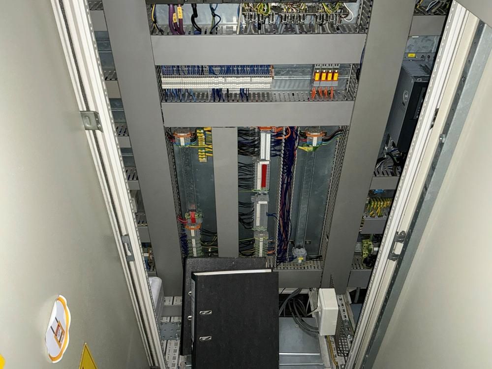 Electrical control cabinet