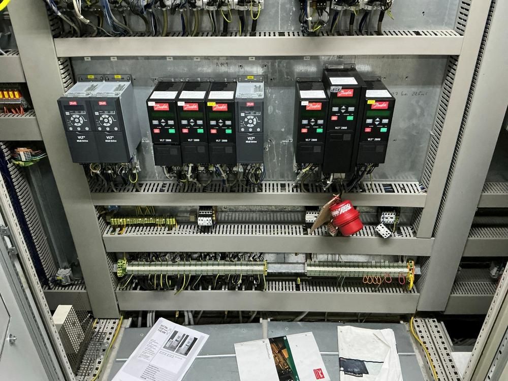 Electrical control cabinet