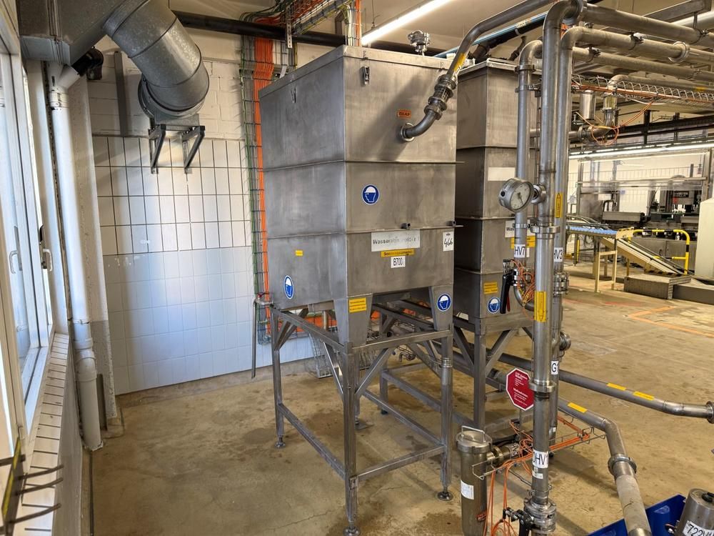 S/S vertical storage tank