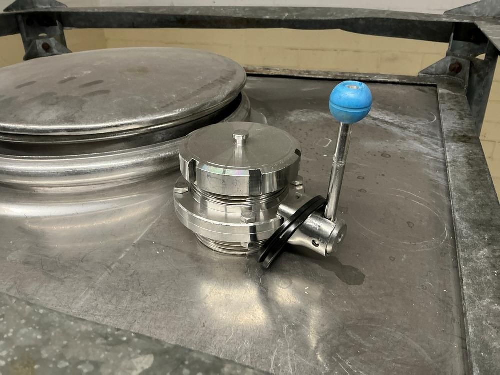 S/S storage tank 1.000L