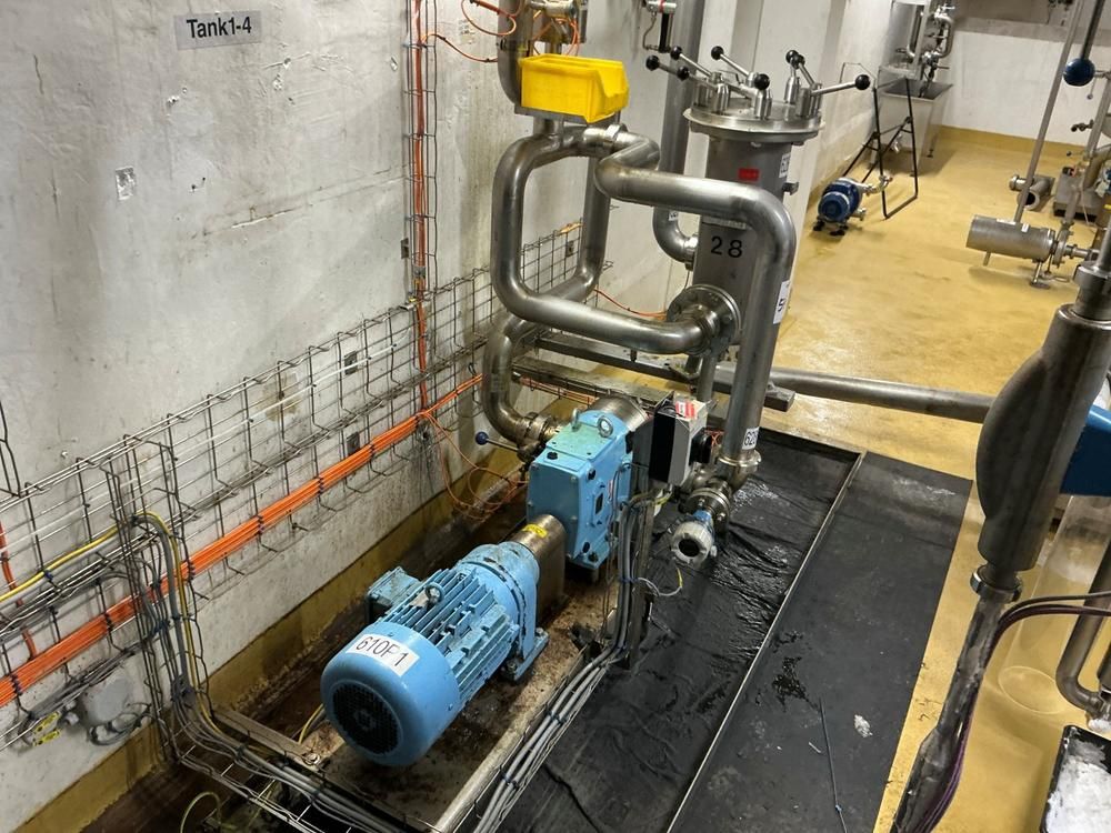 Waukesha 130 Pump station