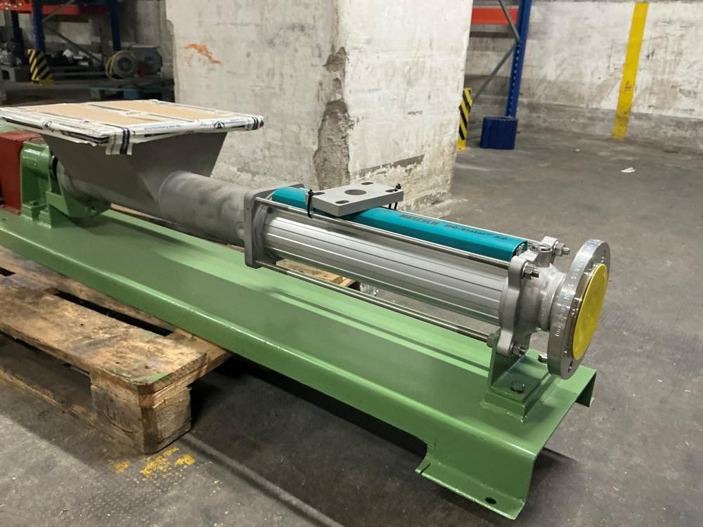 2010 Netzsch NM015SO Progressive cavity pump