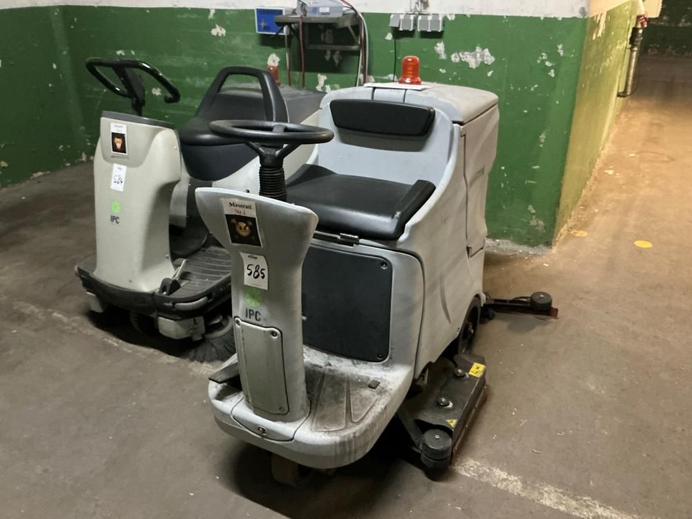 IPC Gansow CT110 floor cleaner
