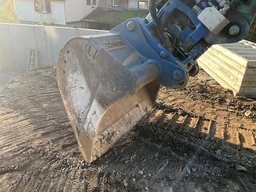 2020 Kobelco SK140-7 14 ton tracked excavator