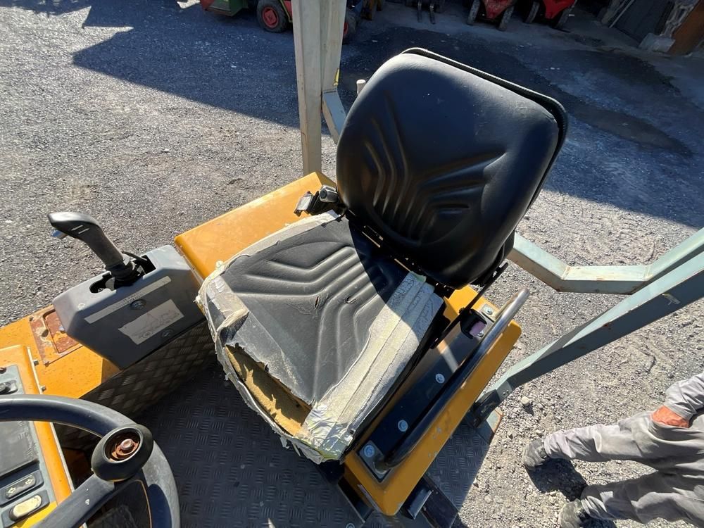 2011 Robert Aebi 1700 HLD dumper