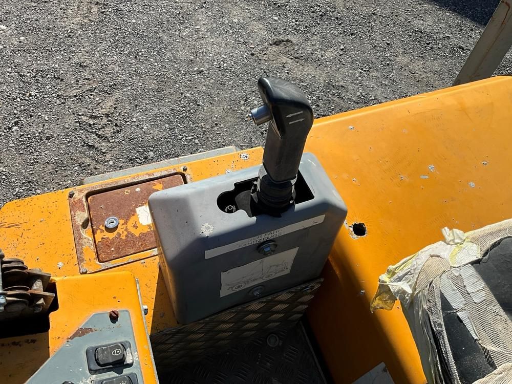 2011 Robert Aebi 1700 HLD dumper