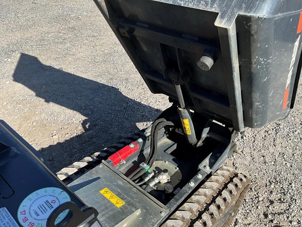 Huki 80H tracked dumper