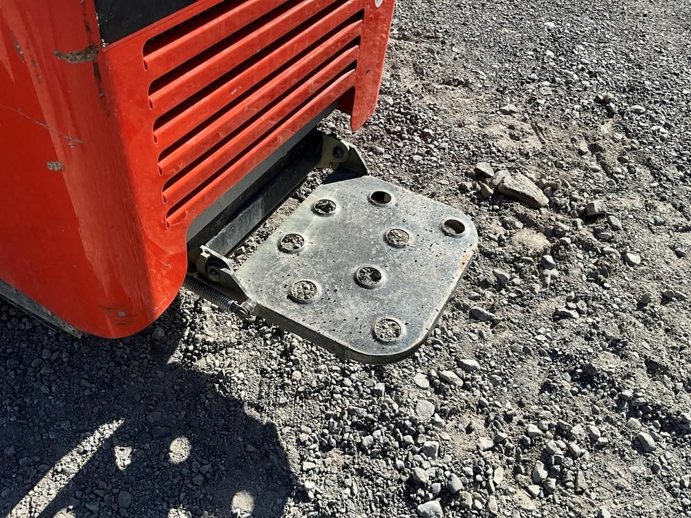 Huki 80H tracked dumper