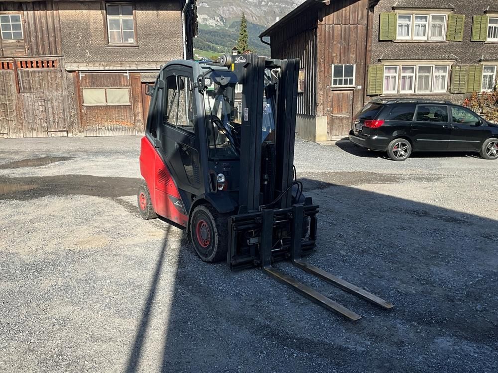 2017 Linde H30D-02 forklift truck