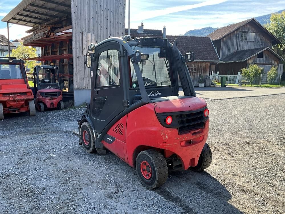 2017 Linde H30D-02 forklift truck