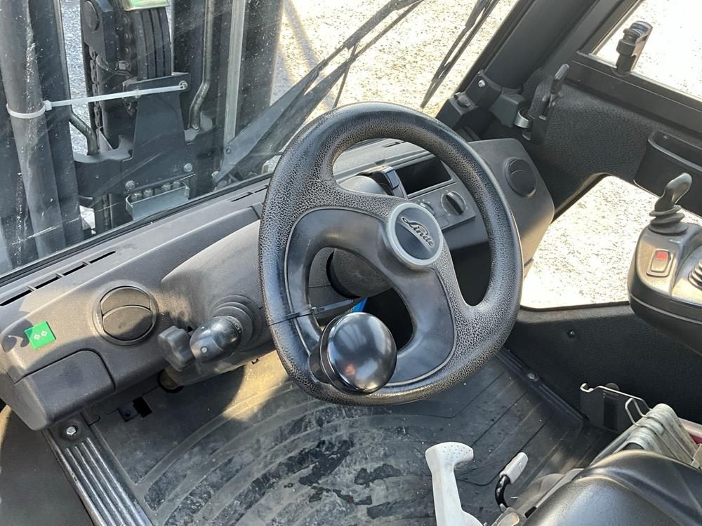 2017 Linde H30D-02 forklift truck