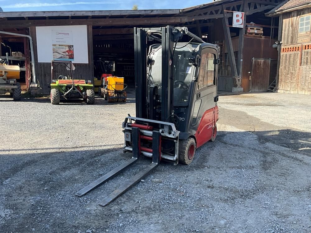 2013 Linde E20PL-01 electric forklift