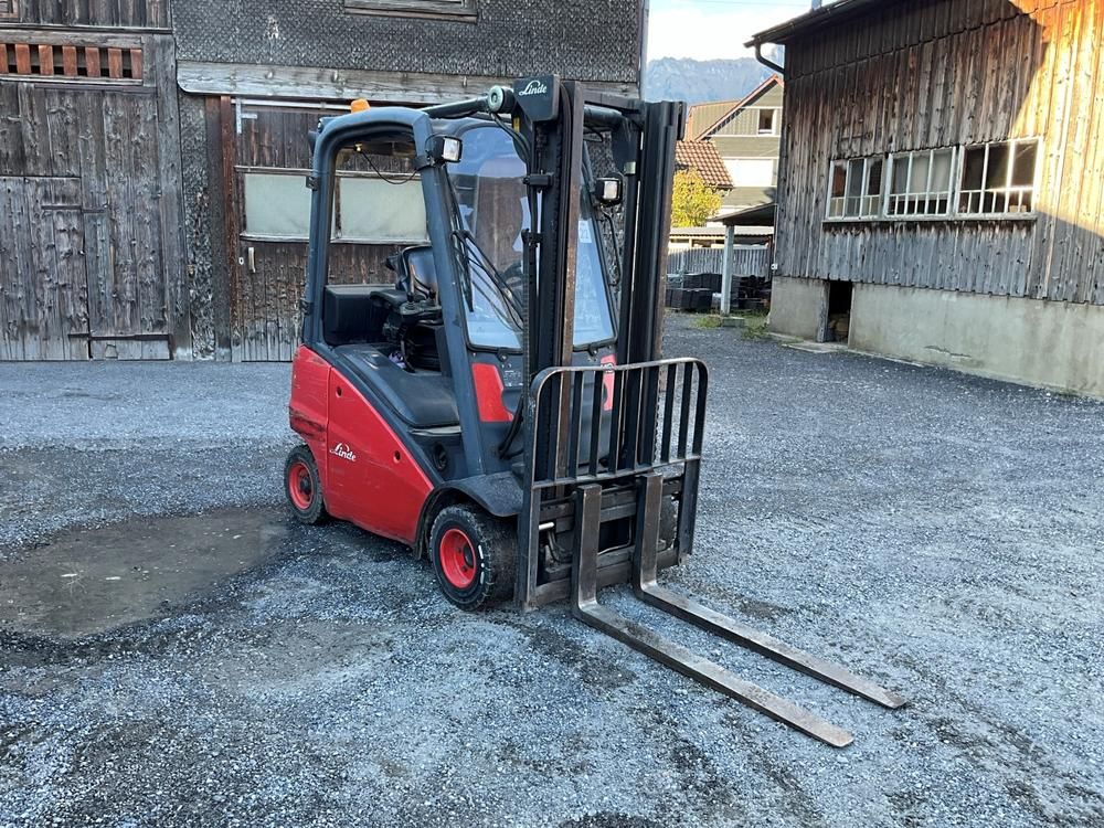 2012 Linde H18D-01 forklift truck