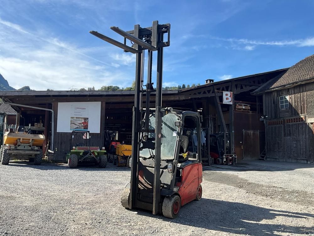 2008 Linde E20PH-01 electric forklift