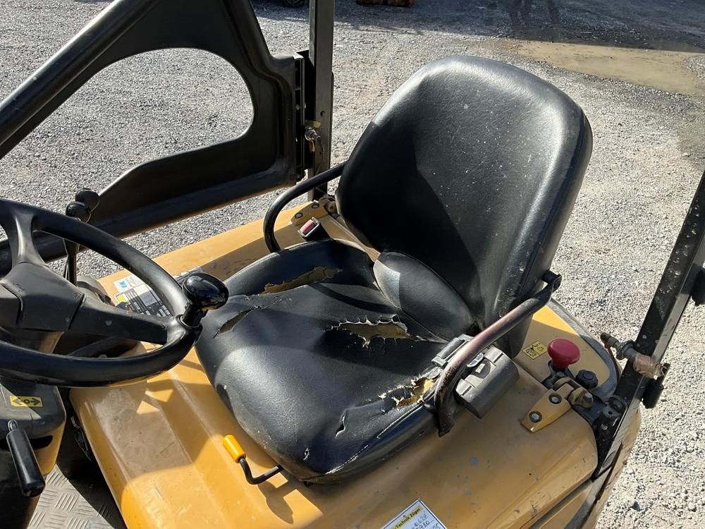 2007 Caterpillar EP15KRT electric forklift