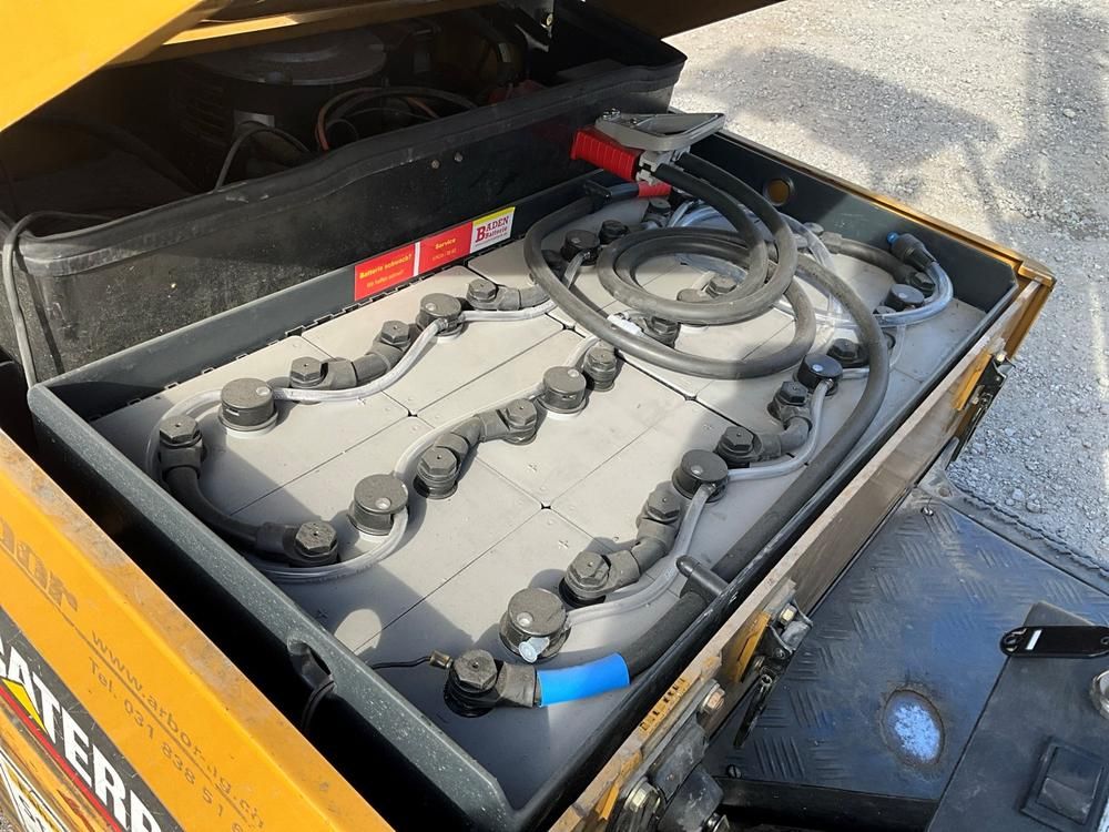 2007 Caterpillar EP15KRT electric forklift