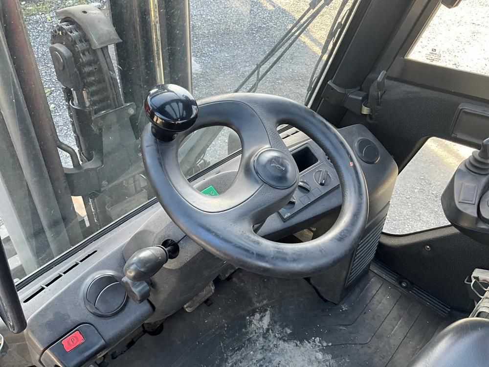 2005 Linde H30D forklift truck