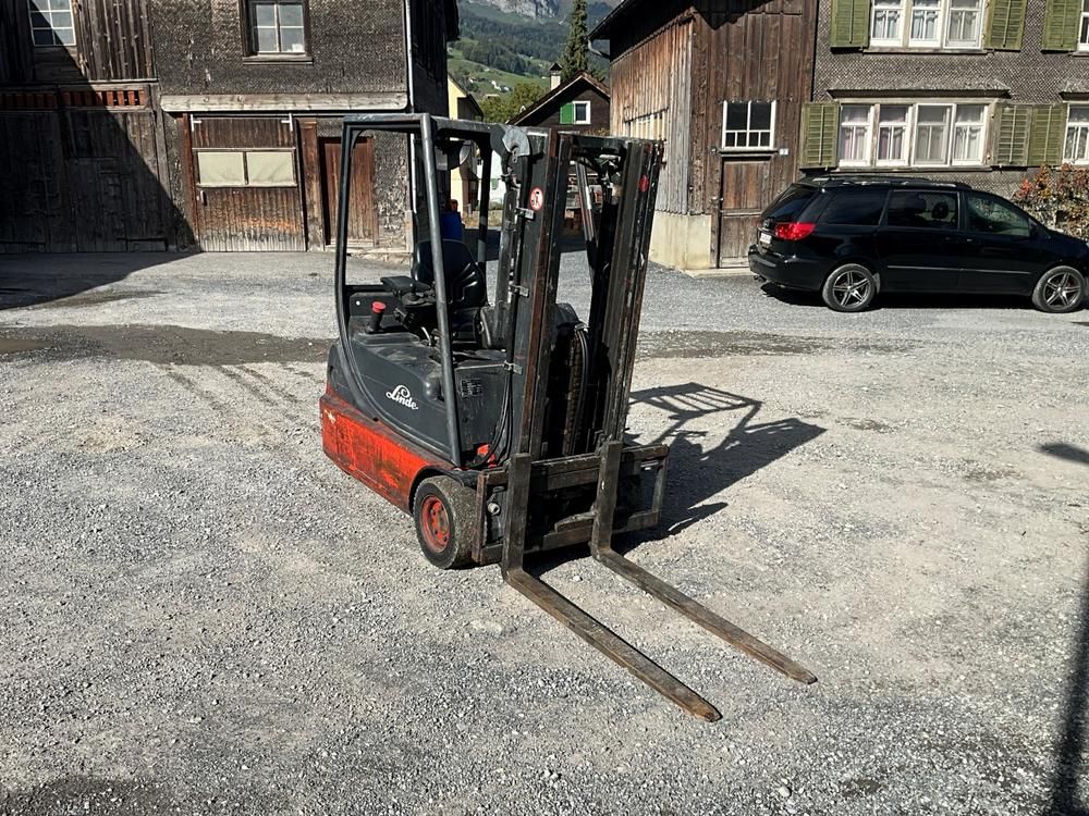 2001 Linde E 16 C-02 electric forklift