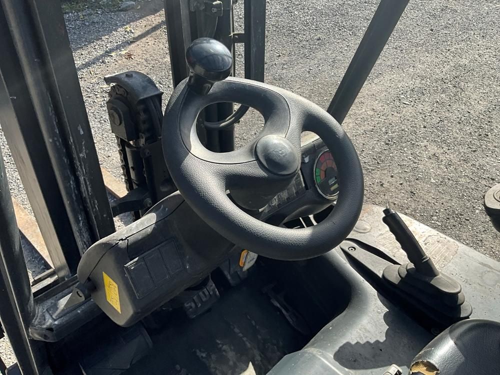 2001 Linde E 16 C-02 electric forklift