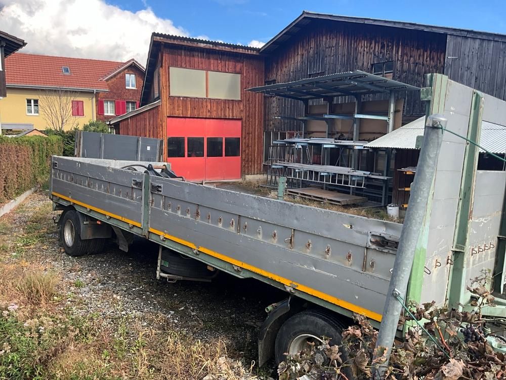 Meusburger MPJ 220 flatbed trailer