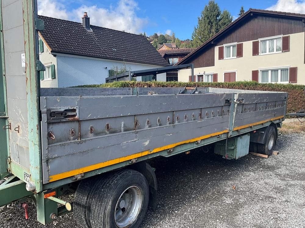 Meusburger MPJ 220 flatbed trailer