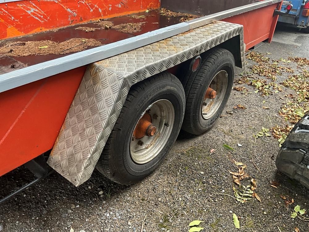 Flatbed ramp trailer