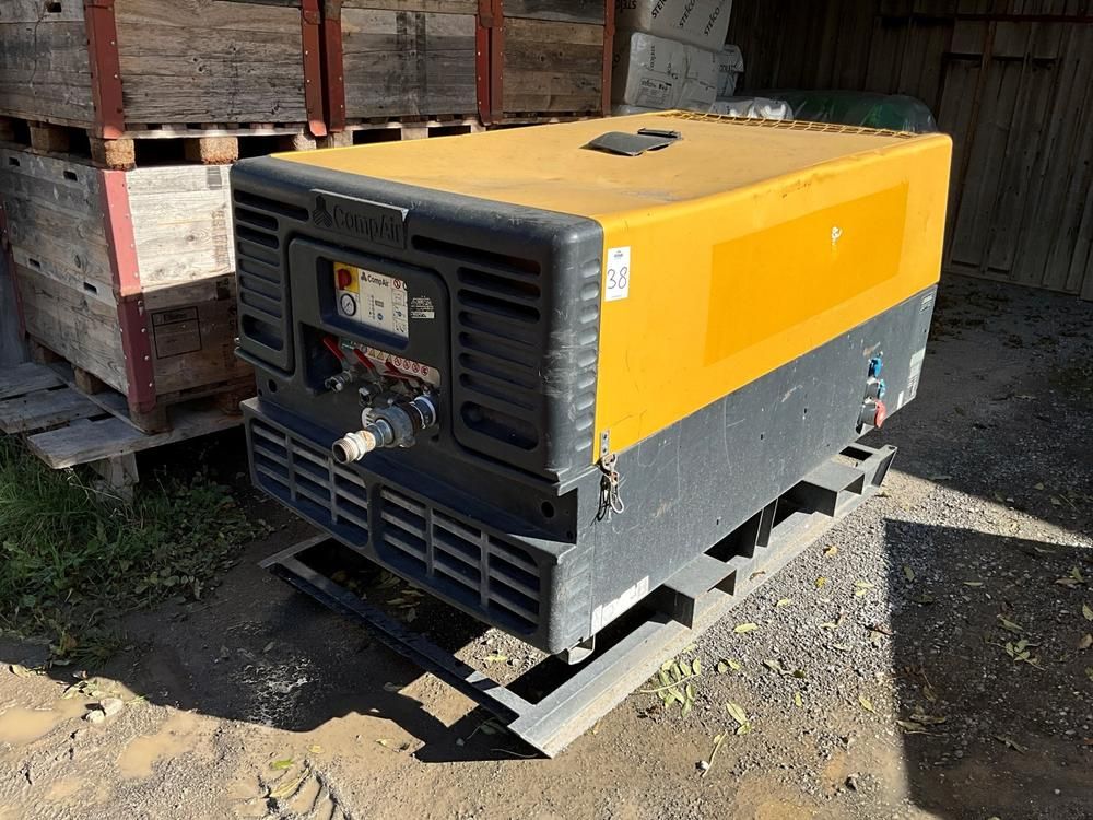 2015 CompAir DLT0704 air compressor