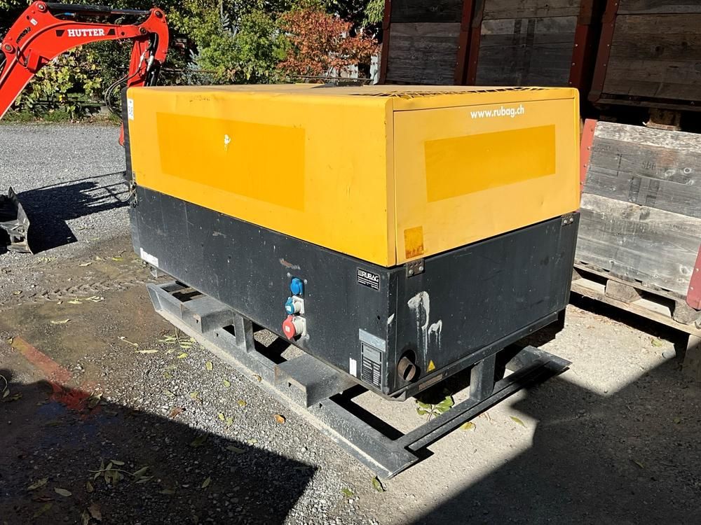 2015 CompAir DLT0704 air compressor