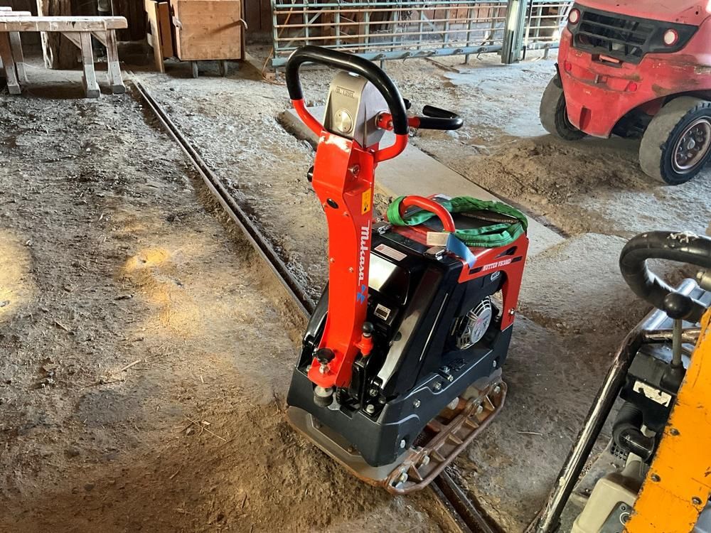 2022 Mikasa MVH-308DSZ Plate compactor