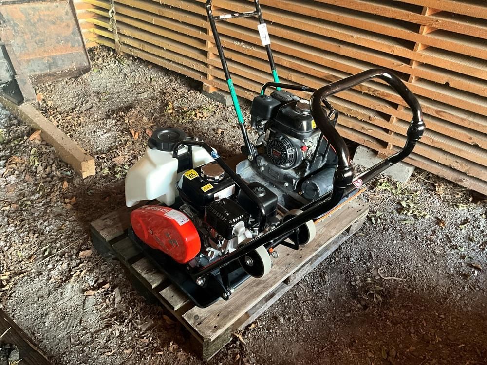 2022 Mikasa MVC-F60H VAS Plate compactor