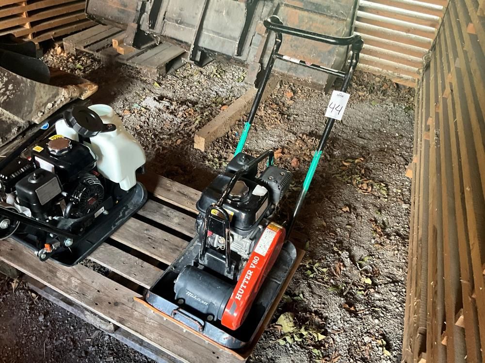 2014 Mikasa MVC-F80H VAS Plate compactor