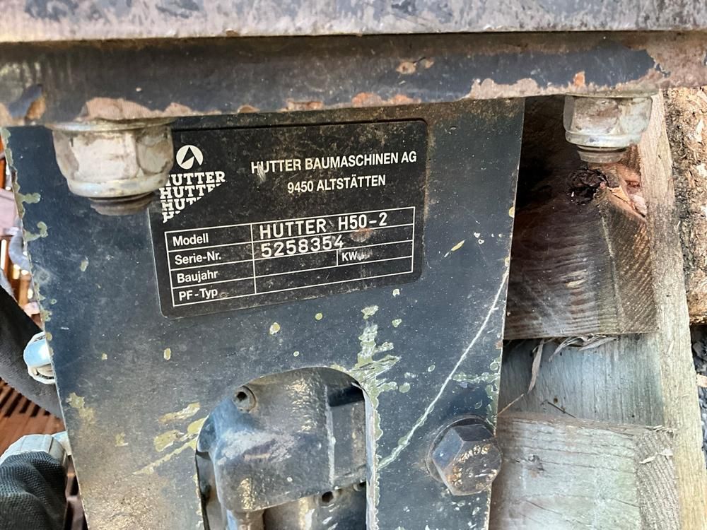 Hutter Baumaschinen AG H50-2 hydraulic breaker