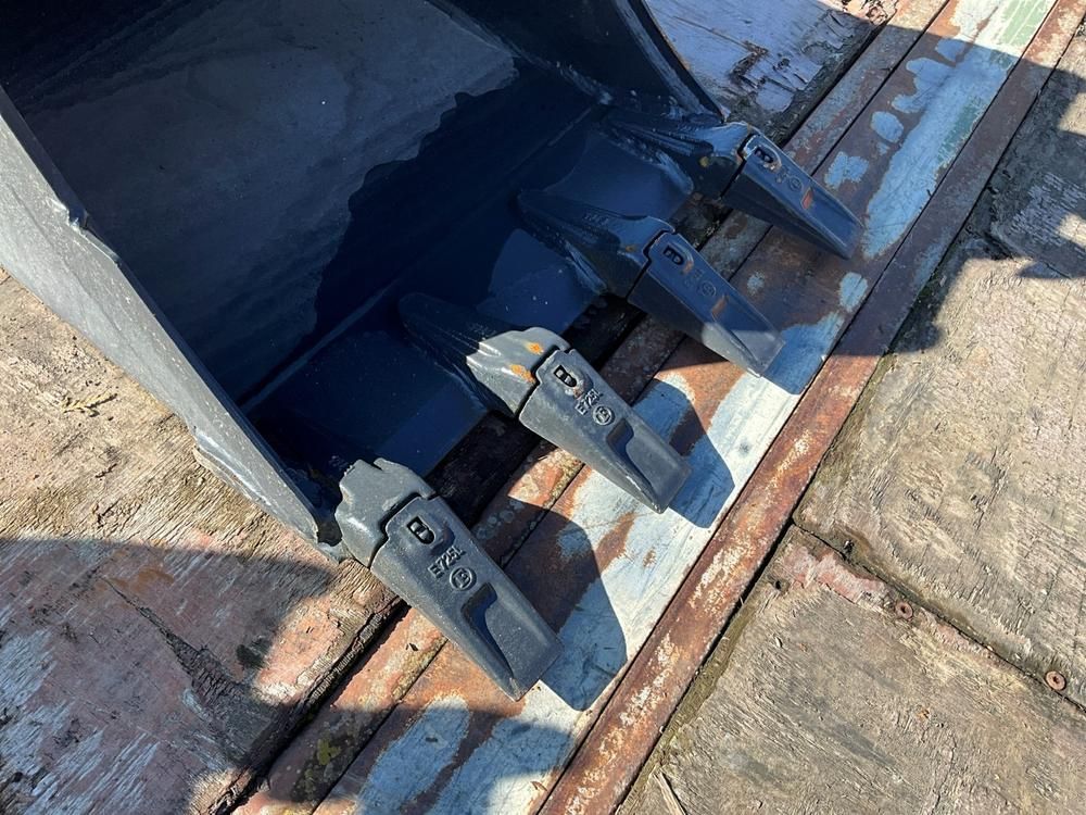 Hutter Baumaschinen AG SH/SM10 600 mm digging bucket
