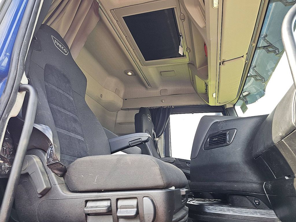 IVECO S-WAY AS440S46 intarder pto+hydr.