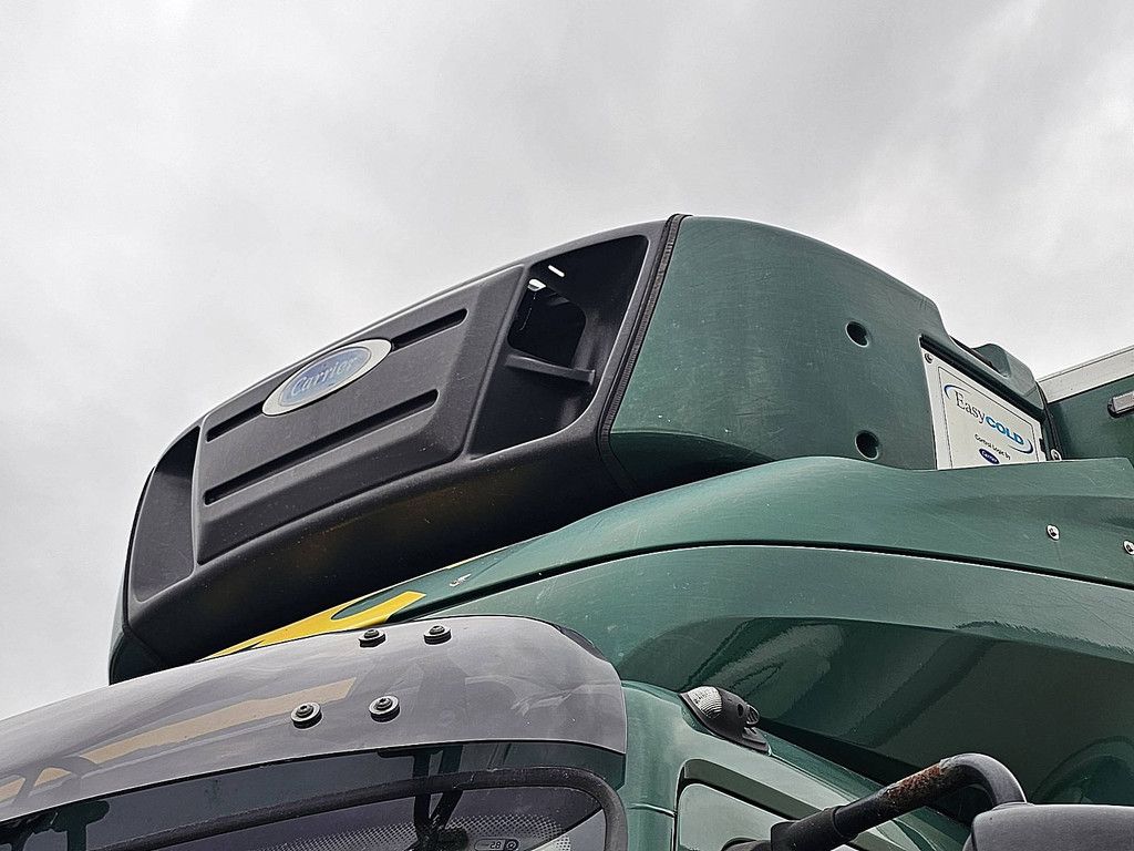 DAF LF 210 carrier