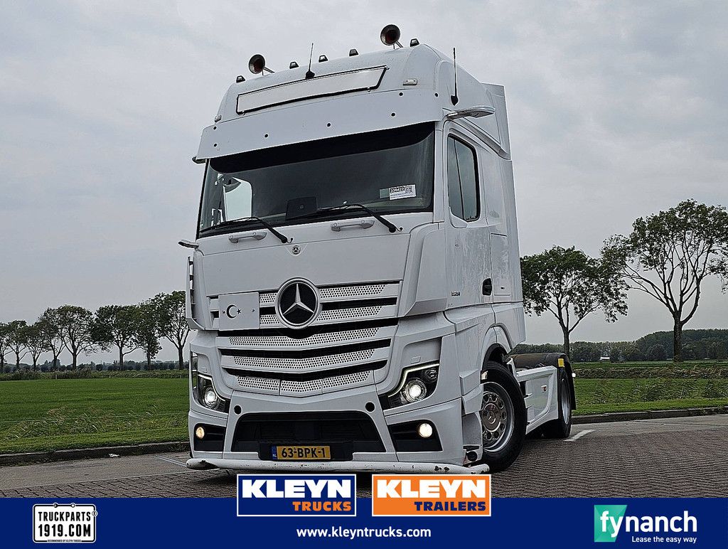 MERCEDES-BENZ ACTROS 1851 LS gigaspace 2x tank