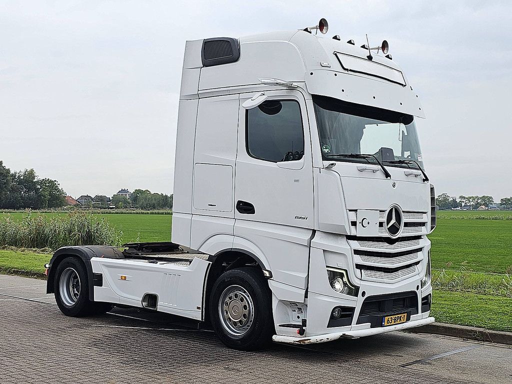 MERCEDES-BENZ ACTROS 1851 LS gigaspace 2x tank