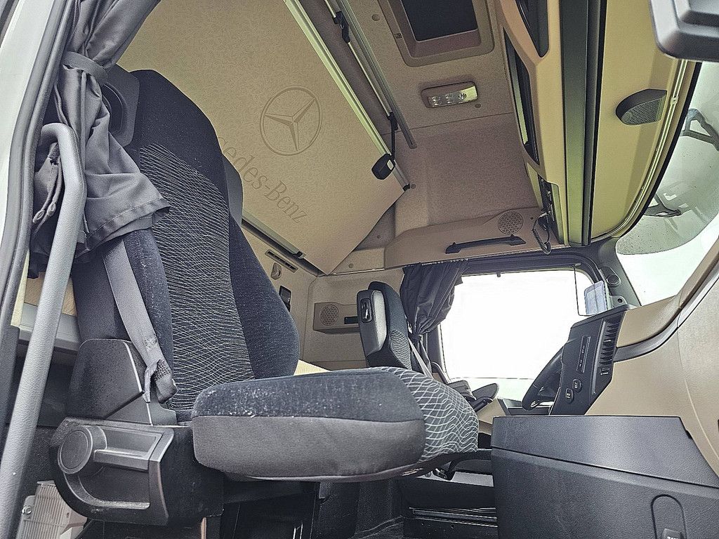 MERCEDES-BENZ ACTROS 1851 LS gigaspace 2x tank