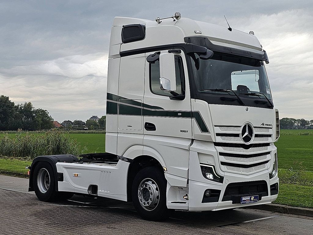 MERCEDES-BENZ ACTROS 1851 LS BIG SPACE,2Xtank,Standklima,oil retarder