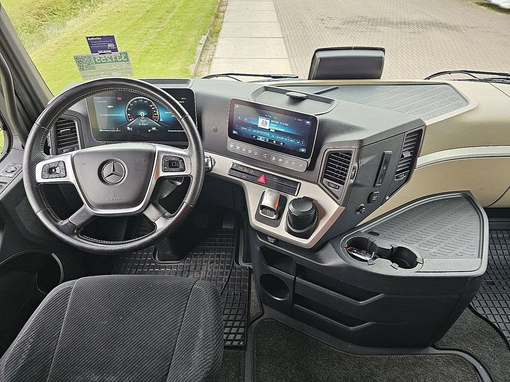 MERCEDES-BENZ ACTROS 1851 LS BIG SPACE,2Xtank,Standklima,oil retarder