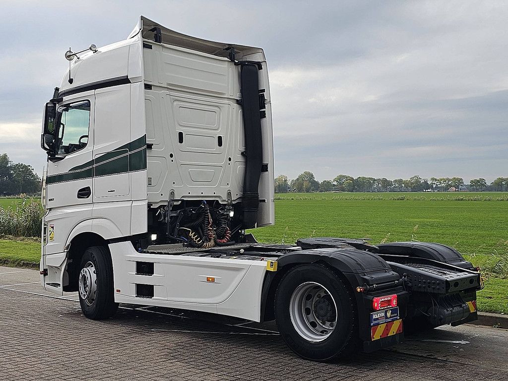 MERCEDES-BENZ ACTROS 1851 LS BIG SPACE,2Xtank,Standklima,oil retarder