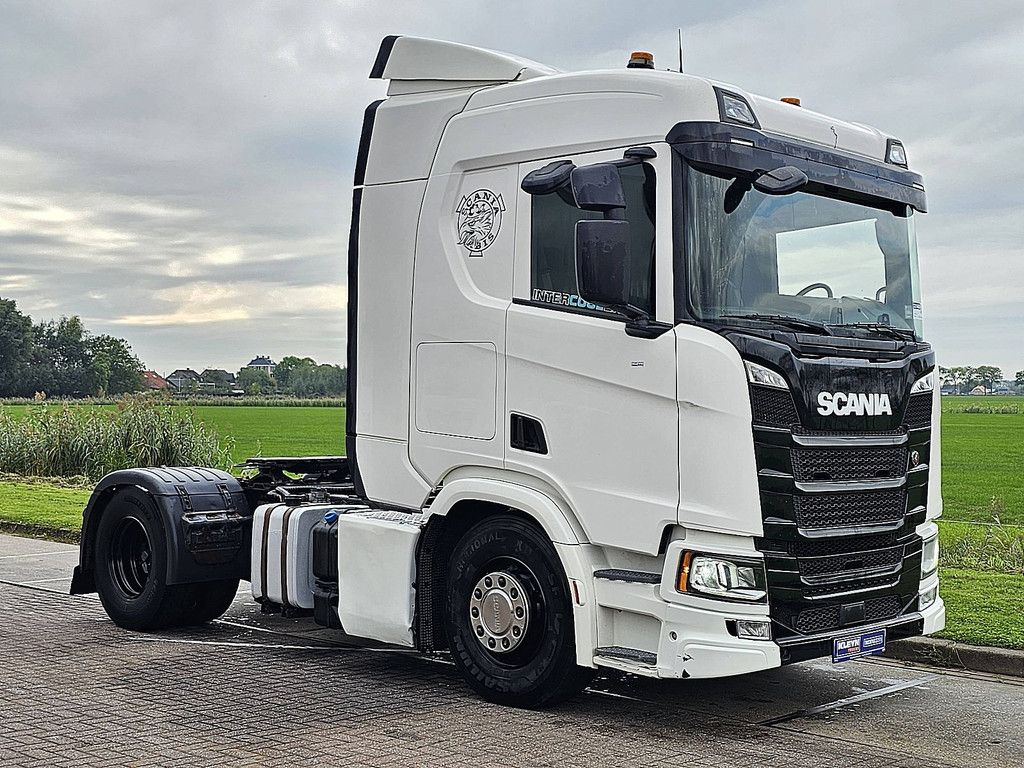 SCANIA R450