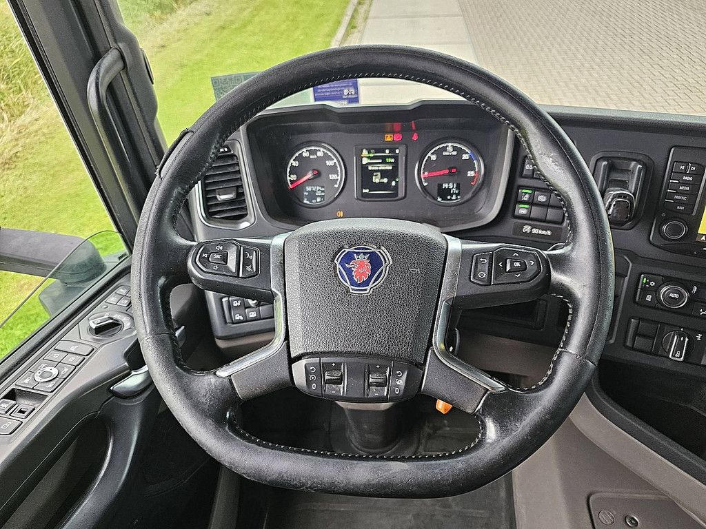 SCANIA R450