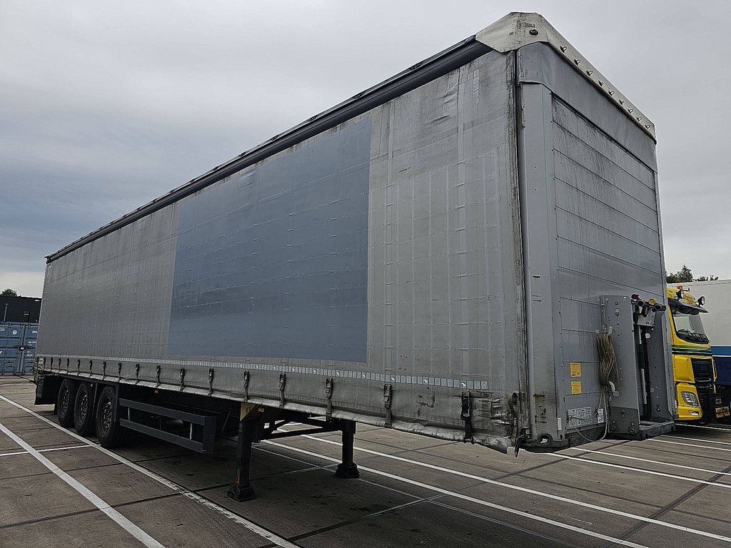 SCHMITZ SCB*S3T MOT 2/27 | 3 AXLES | SLIDING ROOF