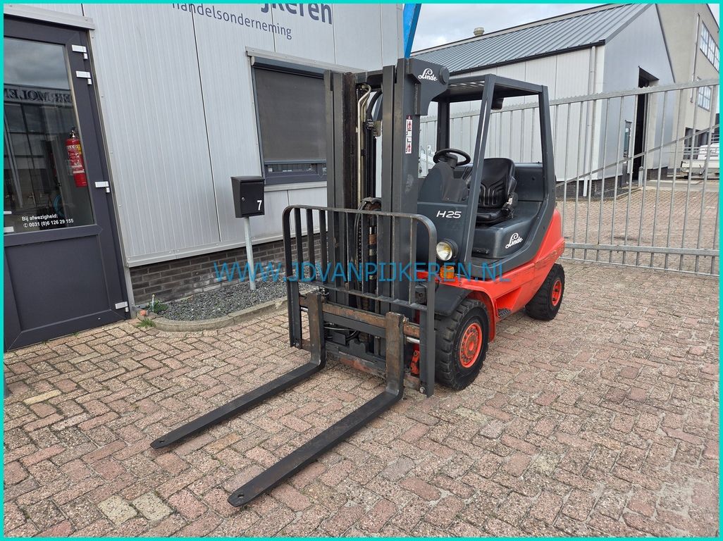 Linde H25T-03 7150uur triplex4.25m+sideshift+203cm hoog