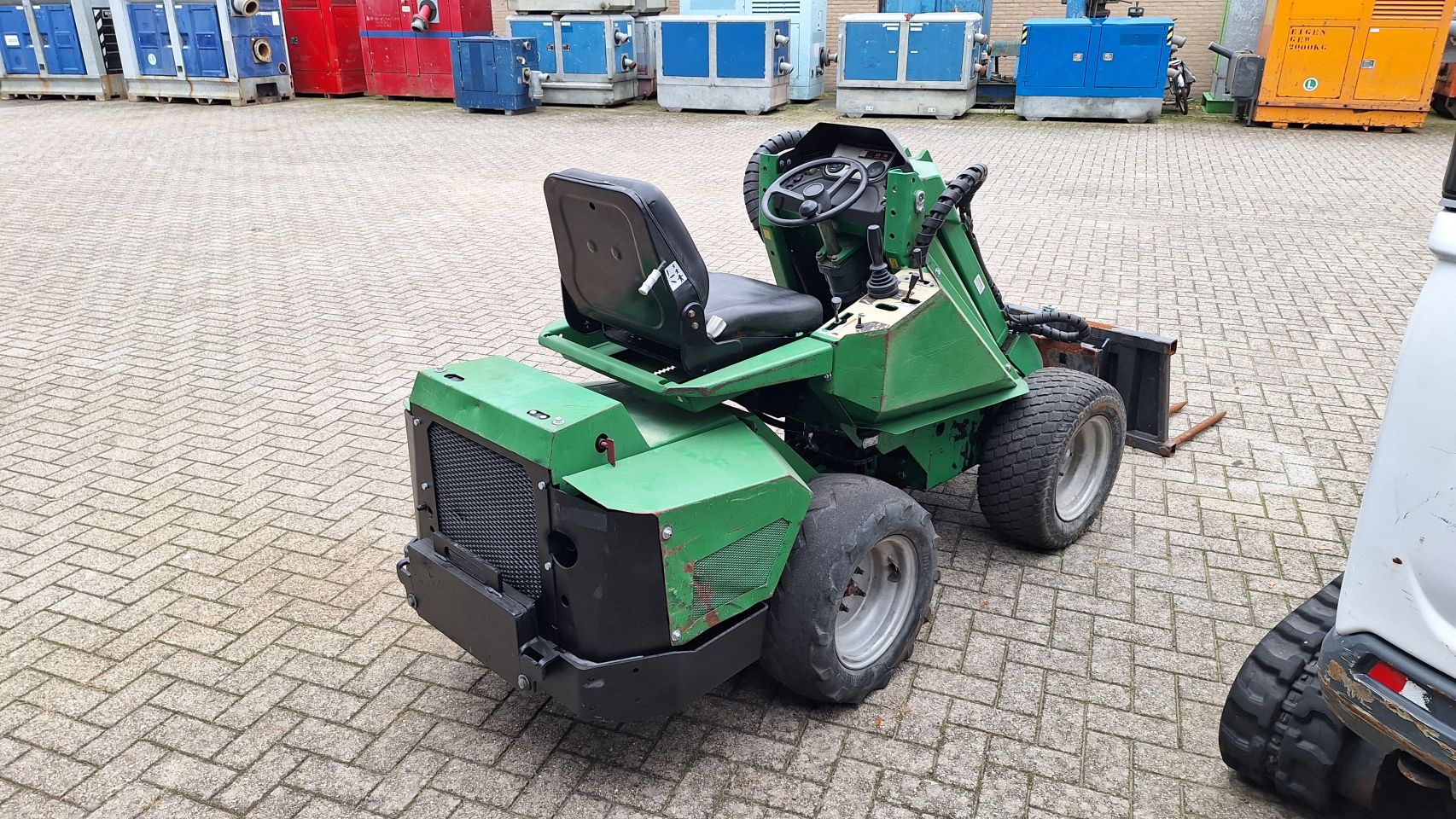 Minishovel Avant 520 telescoop mast