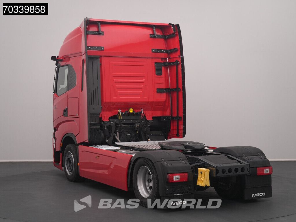 Iveco S-Way 500 4X2 NEW! Retarder 2xTanks Full-Air ACC Navi Standklima