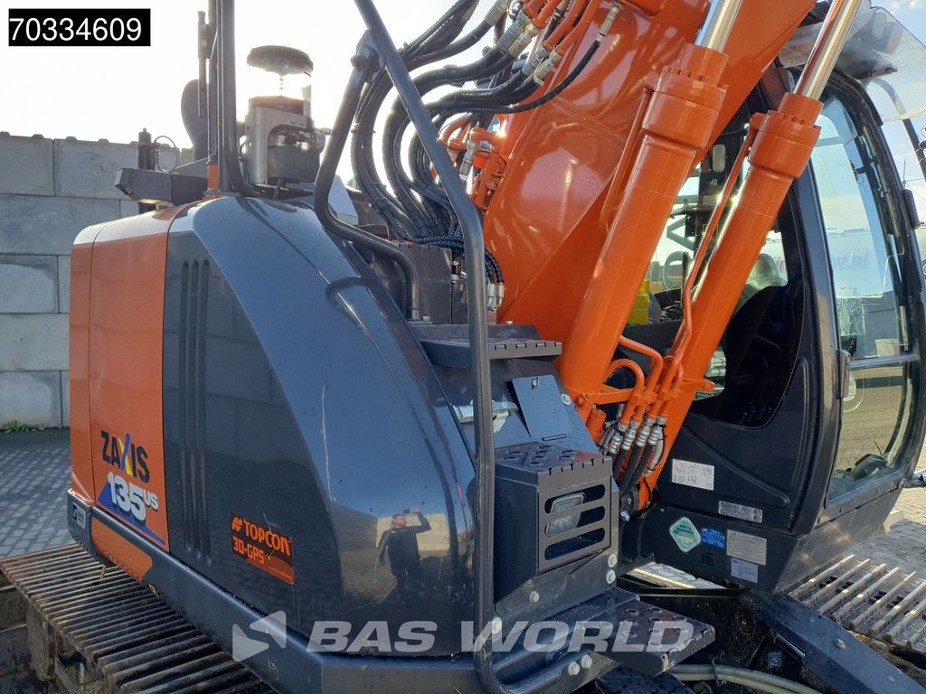 Hitachi ZX135 US-6 Blade - First Owner