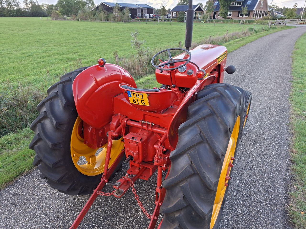David Brown 990 | NL Kenteken | Inruil & transport