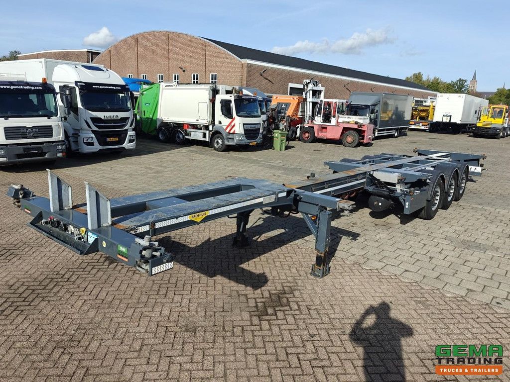 Broshuis MFCC-HD All Types of Containers - Lift Axle - SAF Disc Brake - 02/2027 MOT